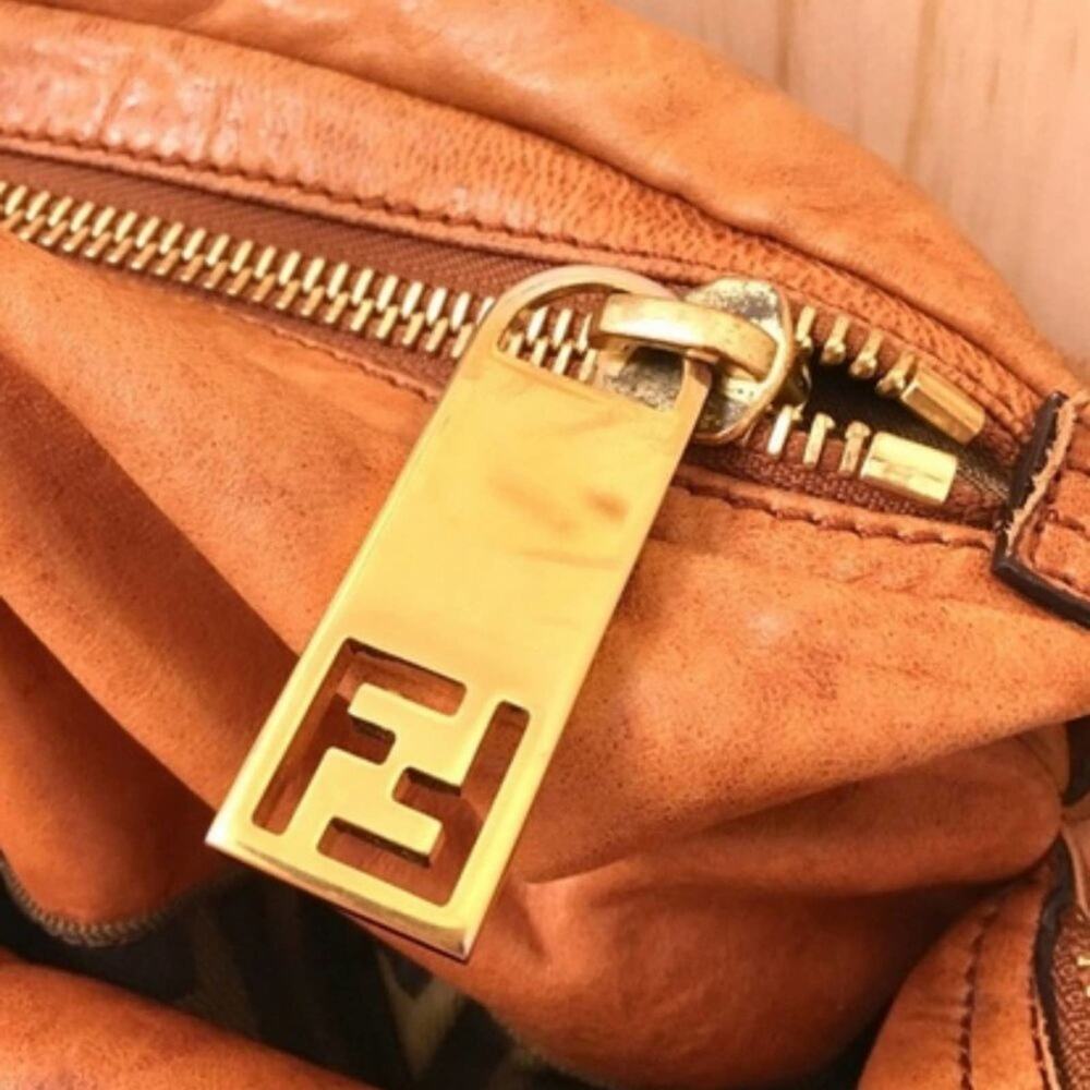 FENDI bag - Picture 4 of 7